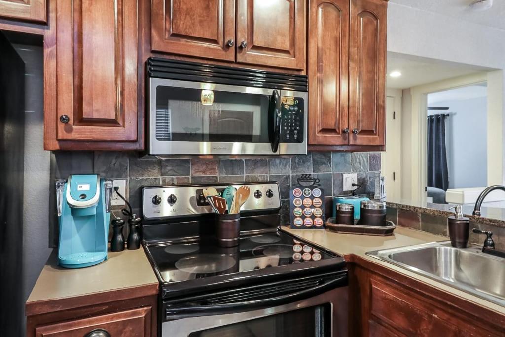 Villa Amazing Locale 2Kingbr 1Bth Kansas City Exterior foto
